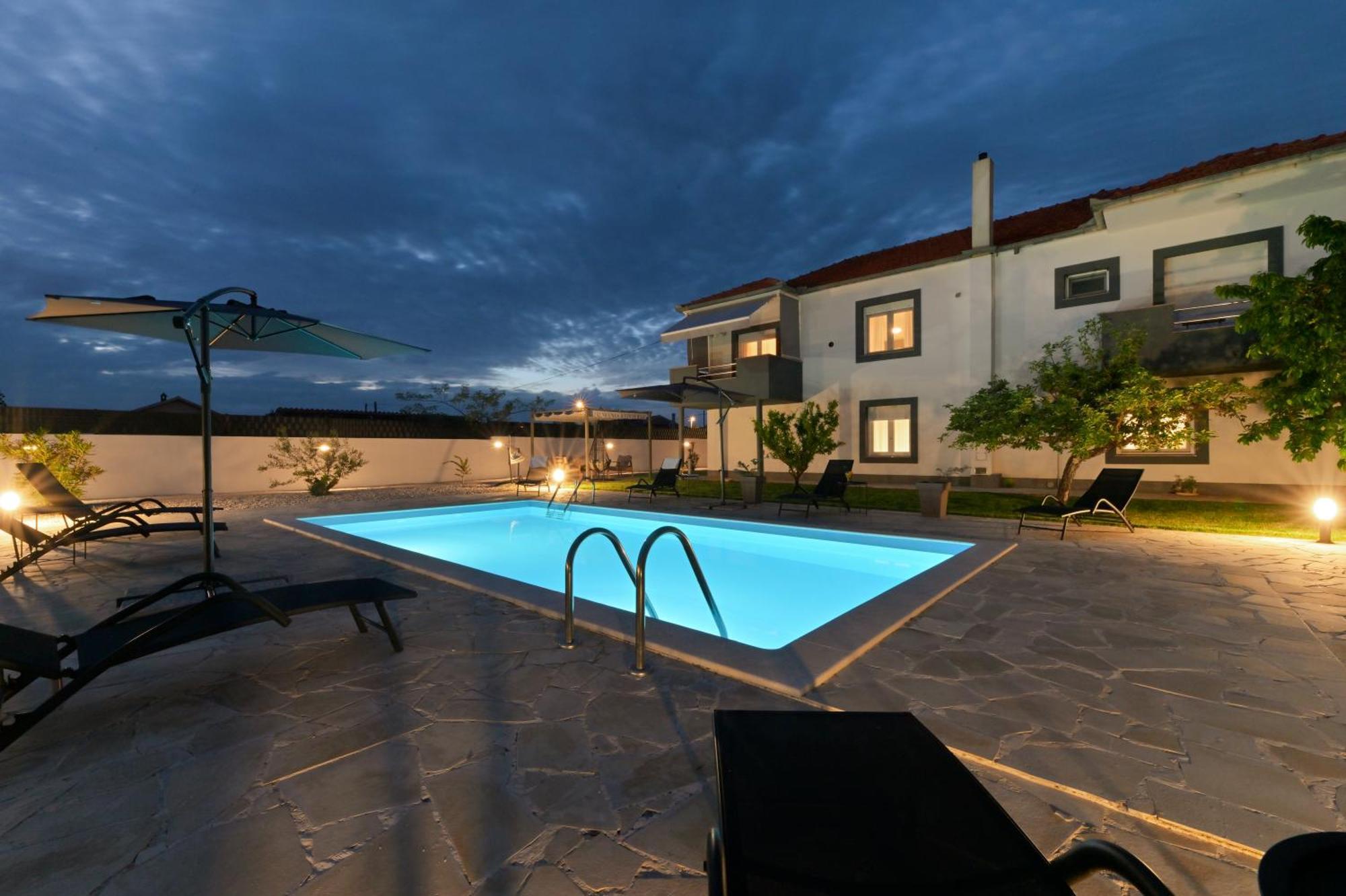 Apartment Amelie - With Pool And Sauna! Galovac  Bagian luar foto