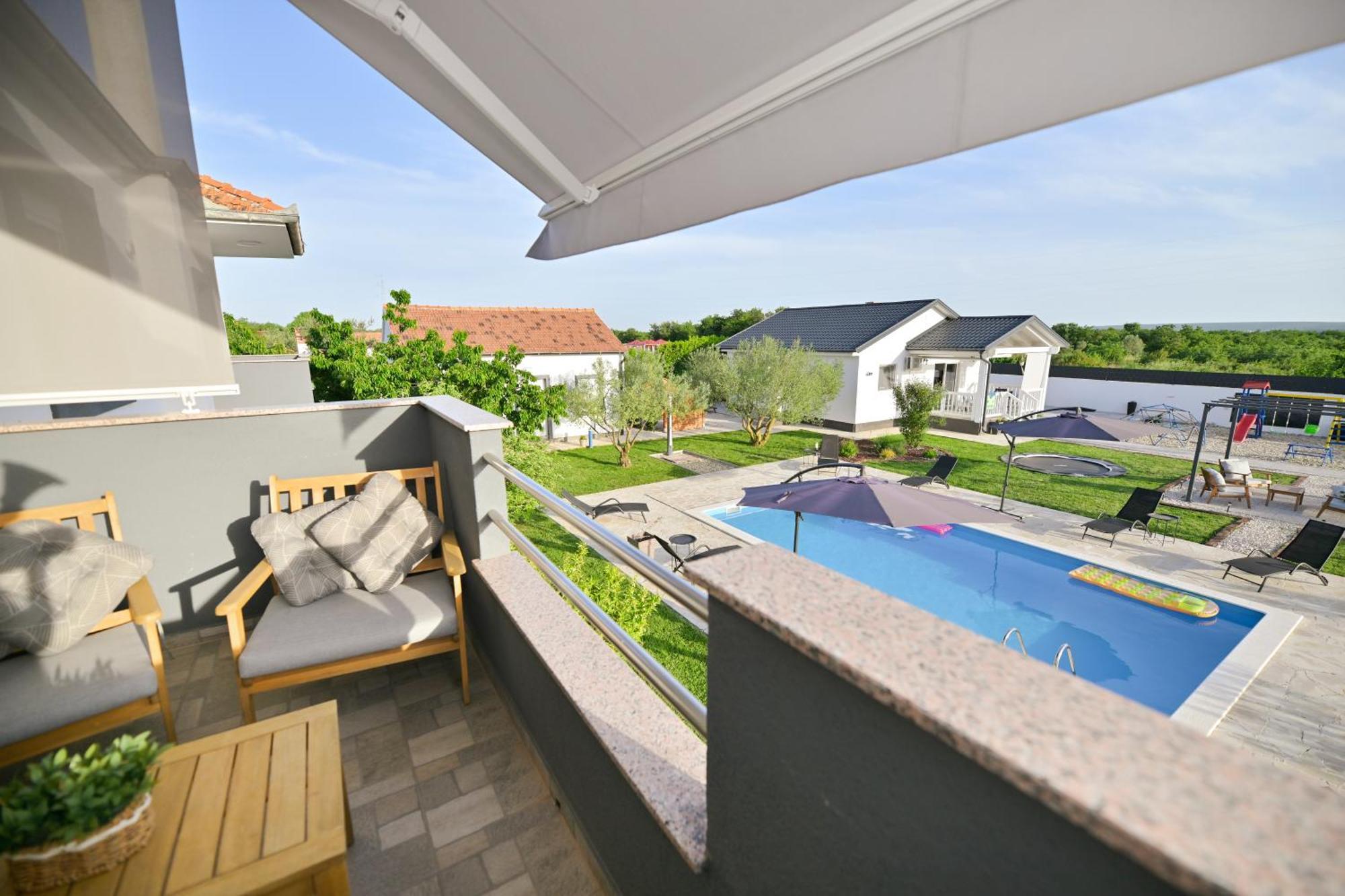 Apartment Amelie - With Pool And Sauna! Galovac  Bagian luar foto